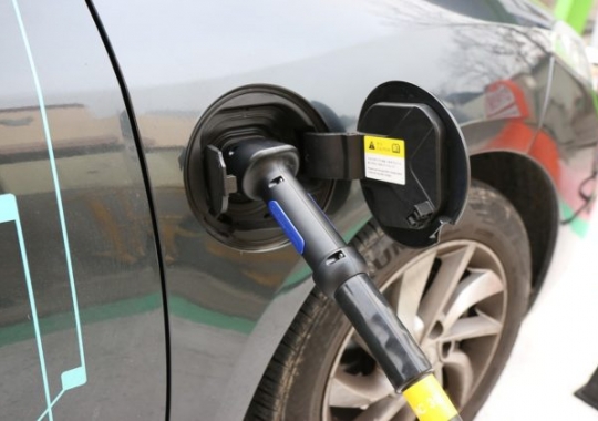 ¿Por qué los coches a gas son más seguros que los coches a gasolina?